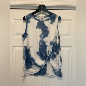EUC She + Sky Blue Tie Dyed Sleeveless Tie Front Tank Top size large